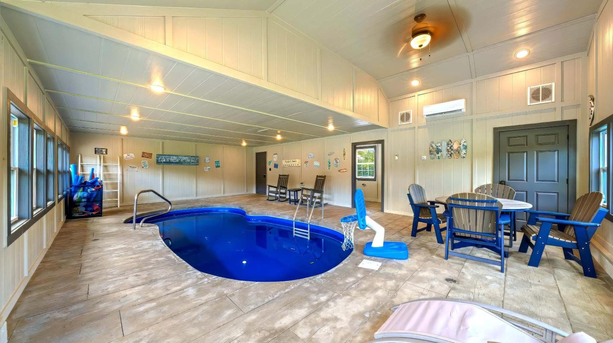 Poolside At Autumn Woods - Pool, Theater, Fireplace, Firepit, Arcade Sevierville Exteriör bild
